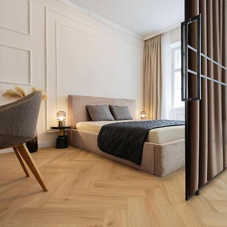 Geneve - Old Town Apartment Братислава Екстер'єр фото