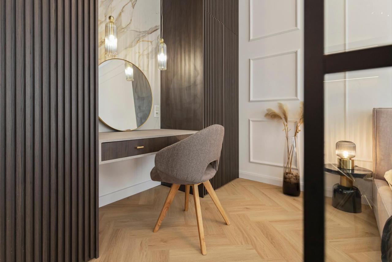 Geneve - Old Town Apartment Братислава Екстер'єр фото