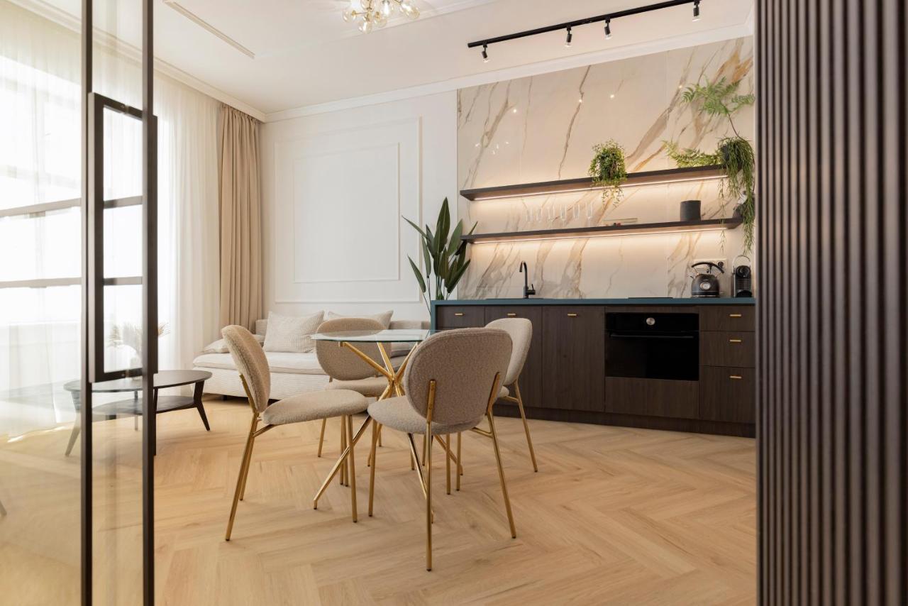 Geneve - Old Town Apartment Братислава Екстер'єр фото