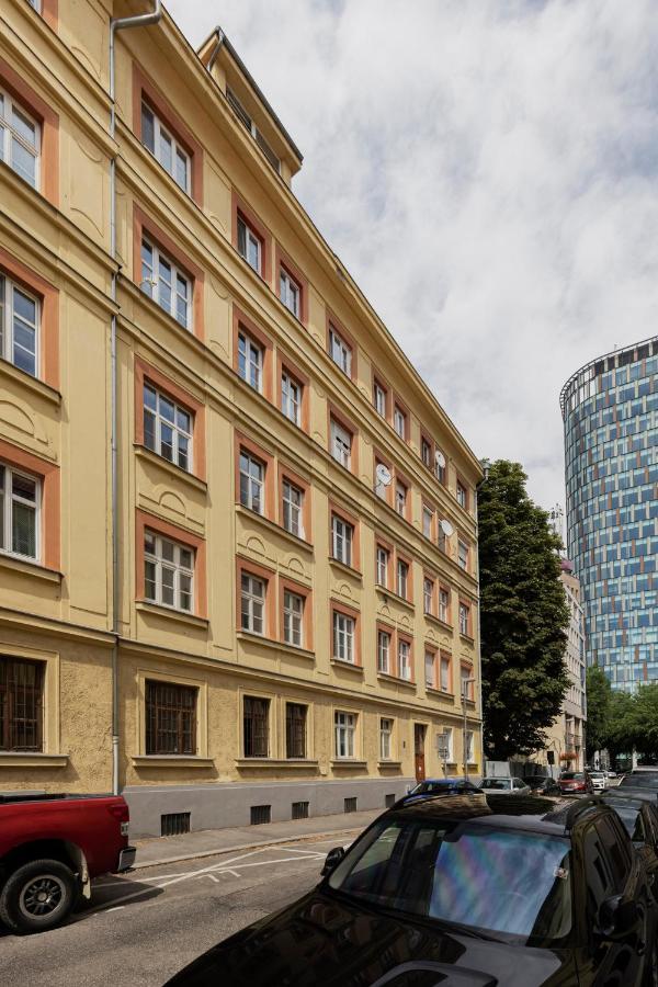 Geneve - Old Town Apartment Братислава Екстер'єр фото